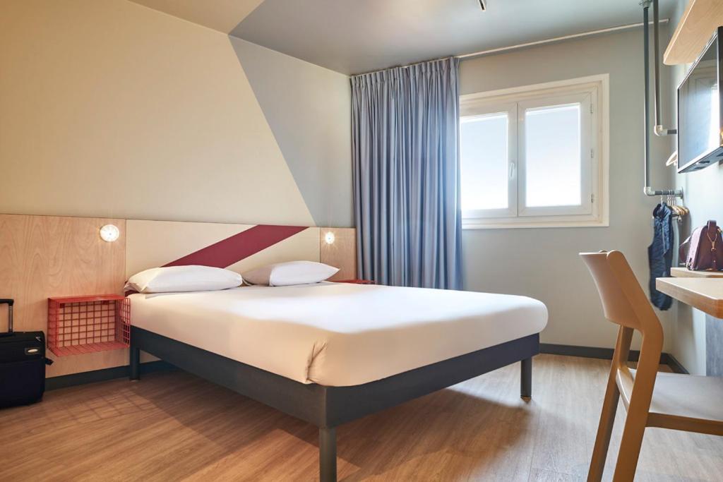 Ibis Budget Paris Porte D'Обервільє Екстер'єр фото