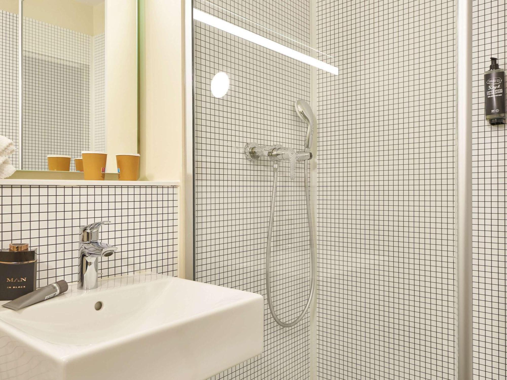 Ibis Budget Paris Porte D'Обервільє Екстер'єр фото