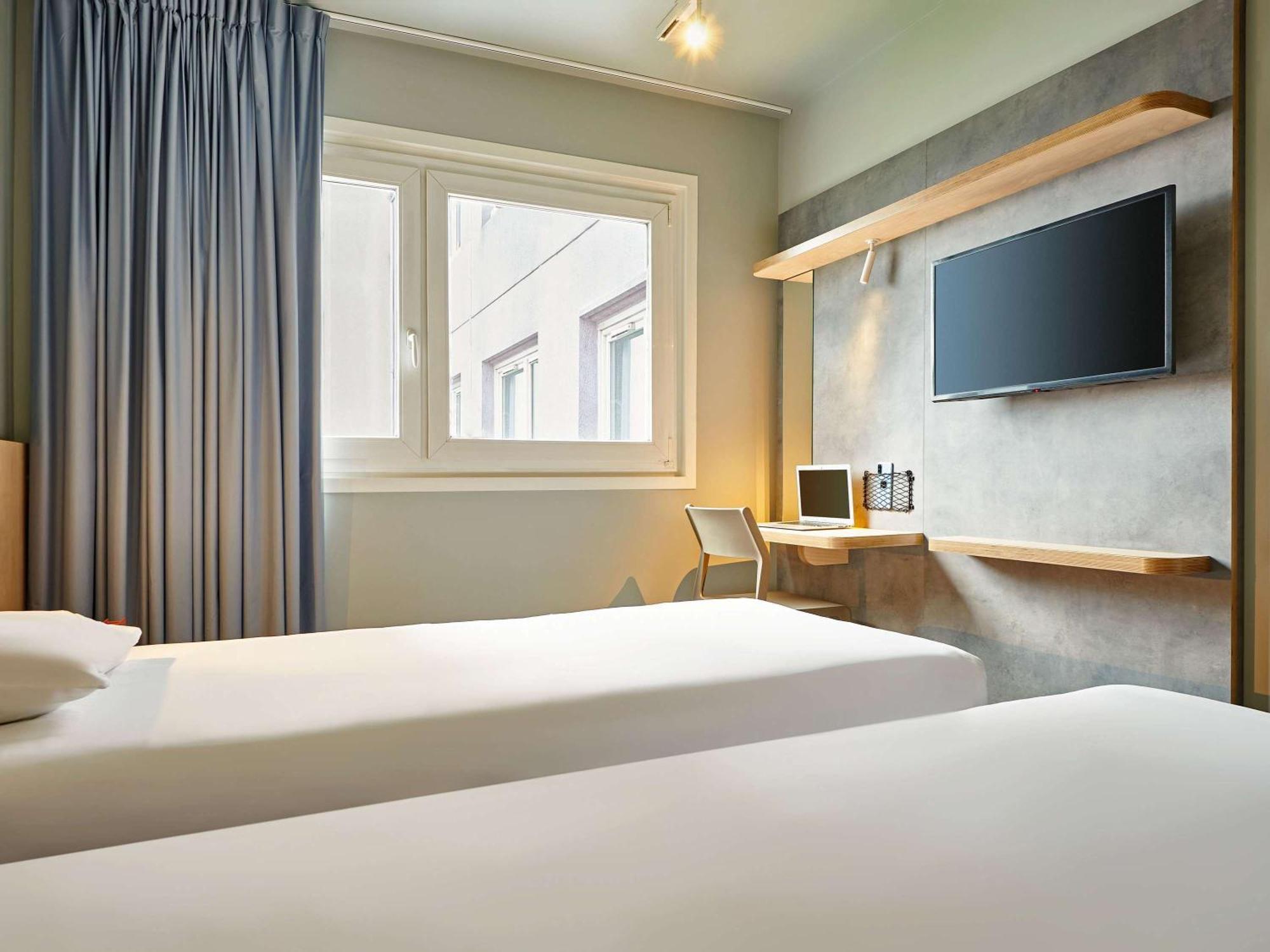 Ibis Budget Paris Porte D'Обервільє Екстер'єр фото