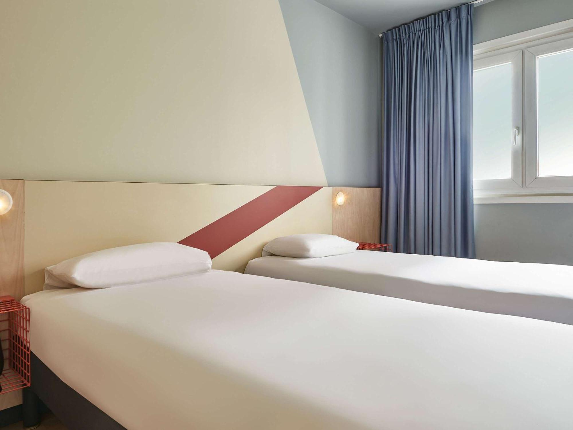 Ibis Budget Paris Porte D'Обервільє Екстер'єр фото