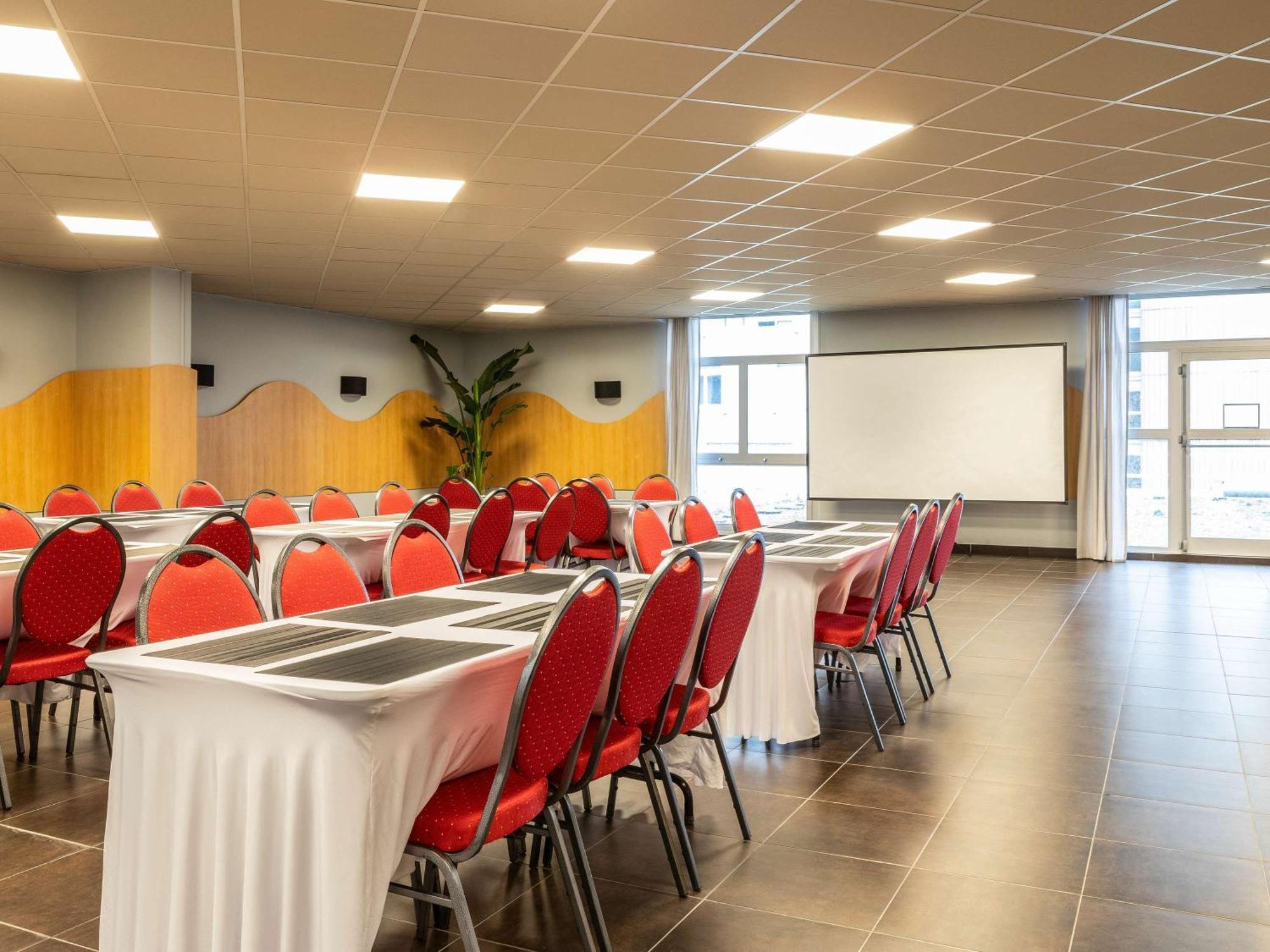 Ibis Budget Paris Porte D'Обервільє Екстер'єр фото